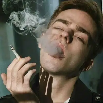 6686体育app铁牌作者Erica