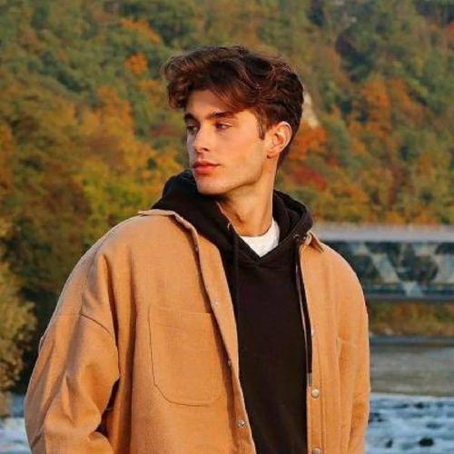 6686体育app银牌作者Grayson