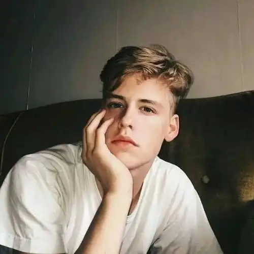 6686体育app钻石作者Sebastian