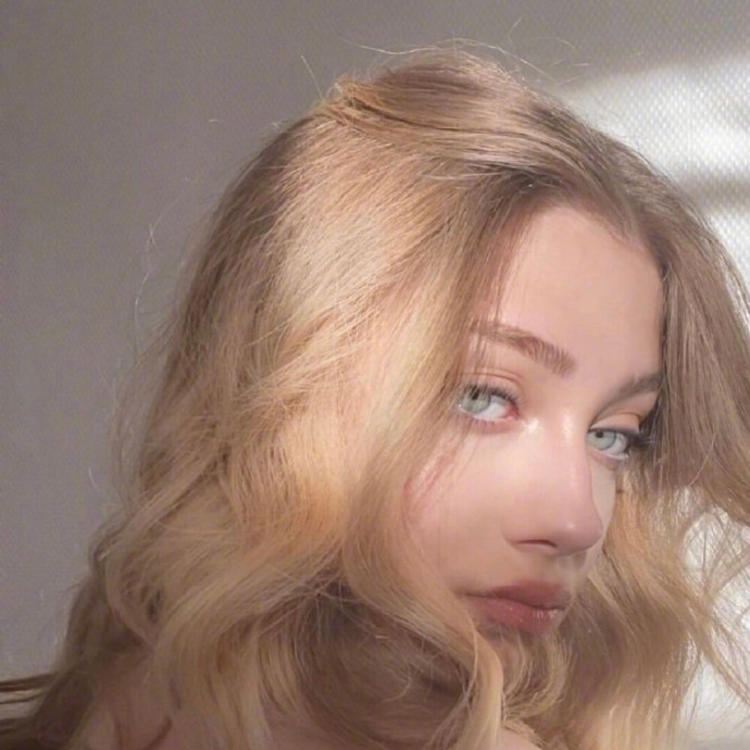 6686体育app初级作者Hannah