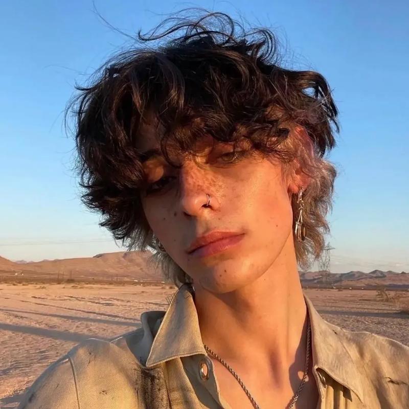 6686体育app海外作者James