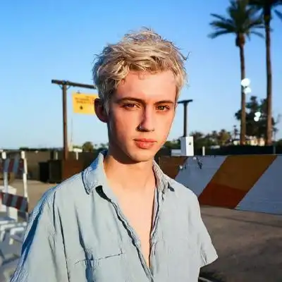 6686体育app官方作者Sadie